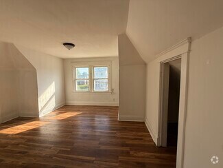Building Photo - 815 Walnut St