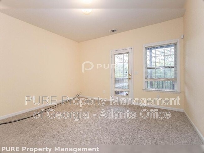 Building Photo - 1741 Highlands View Dr