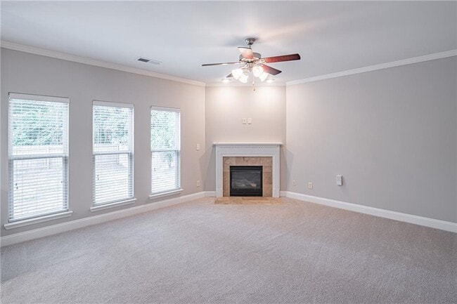 Building Photo - 2668 Lake Manor Circle