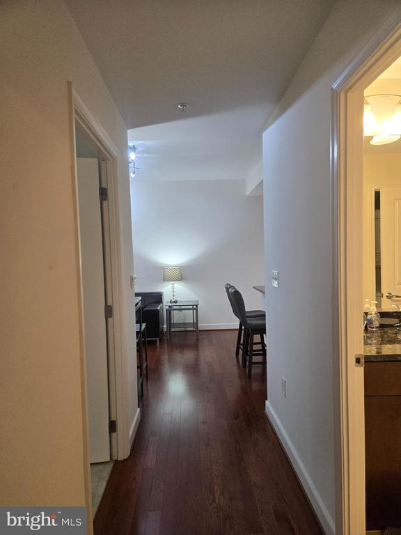 Building Photo - 155 Potomac Passage
