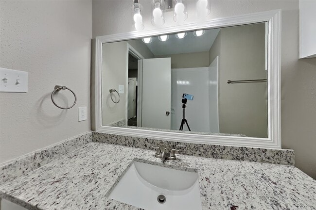 Building Photo - 2222 Friarwood Trail