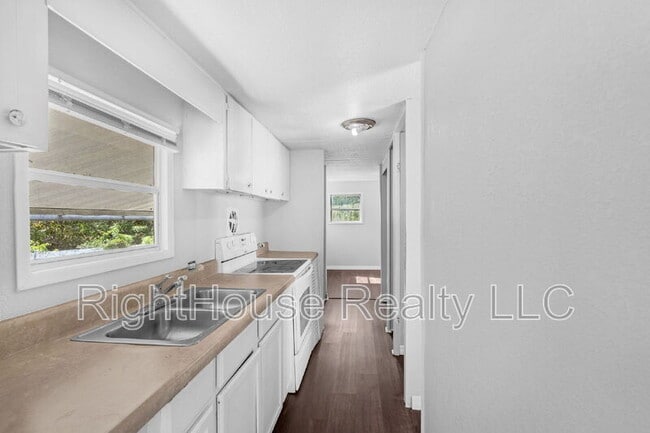 Building Photo - 2854 Lake Alfred Rd