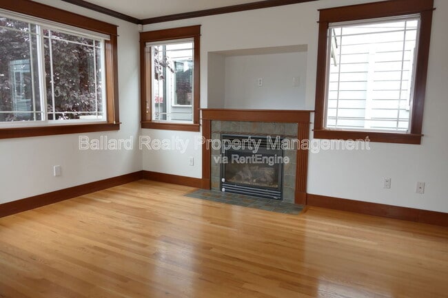 Building Photo - 913 NW 51st St