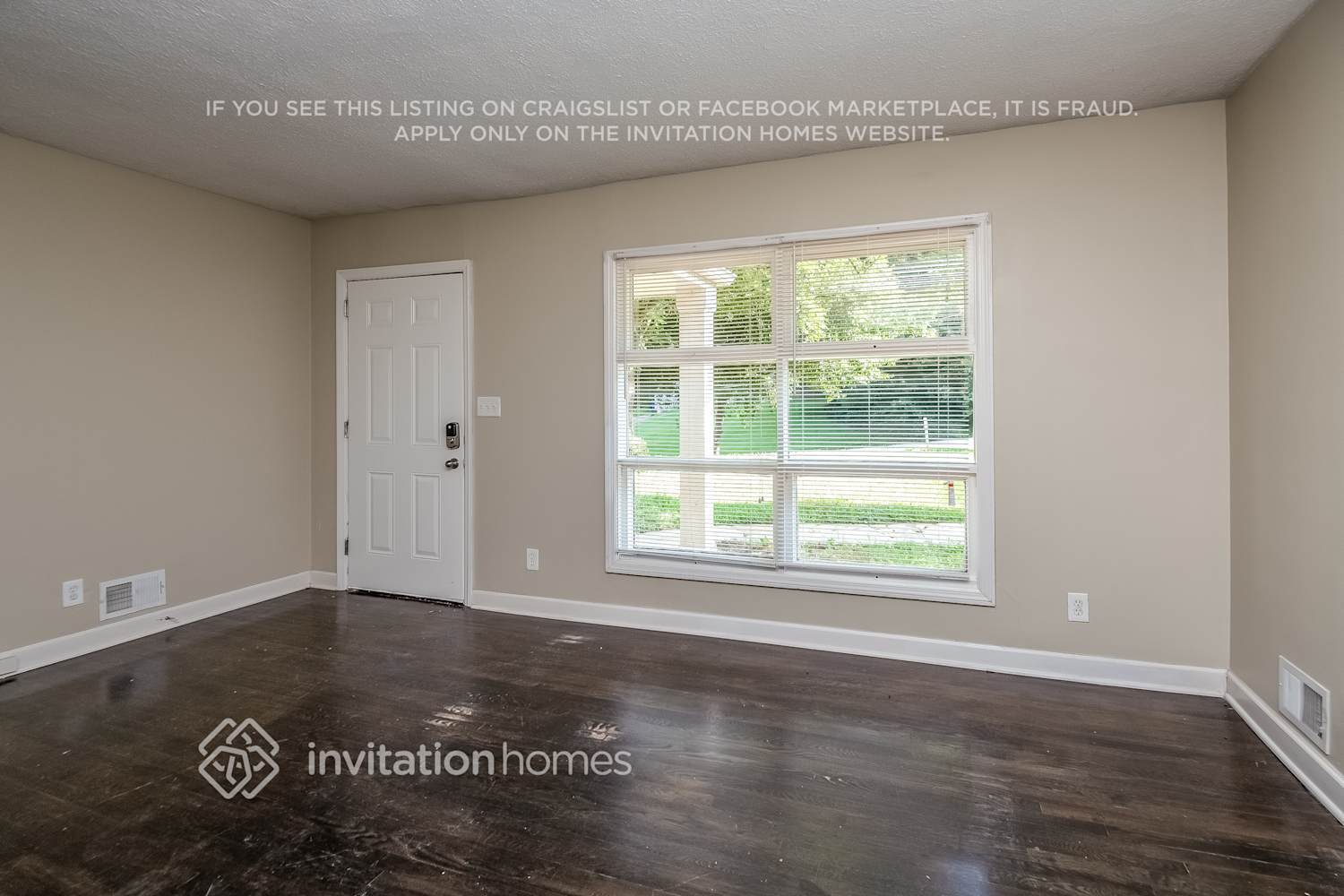 Building Photo - 2751 Flagstone Dr SE