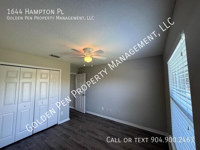 Building Photo - 1644 Hampton Pl