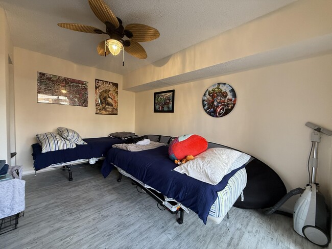 Building Photo - 1021 Springdale Cir