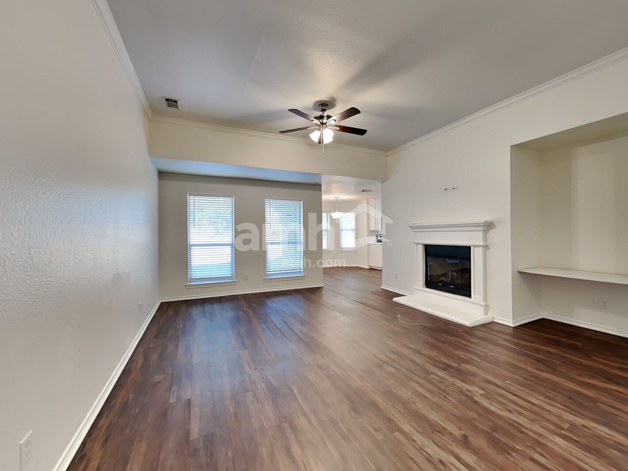 Building Photo - 129 N Point Dr