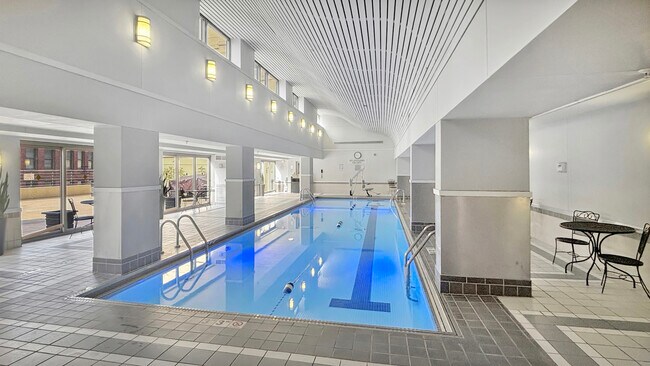 Building Photo - 440 N Wabash Ave