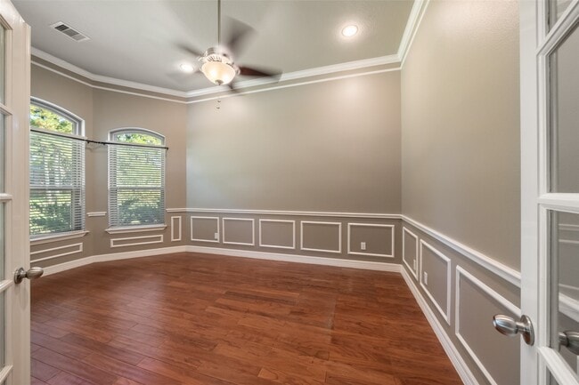 Building Photo - 1019 Monarch Oak Dr