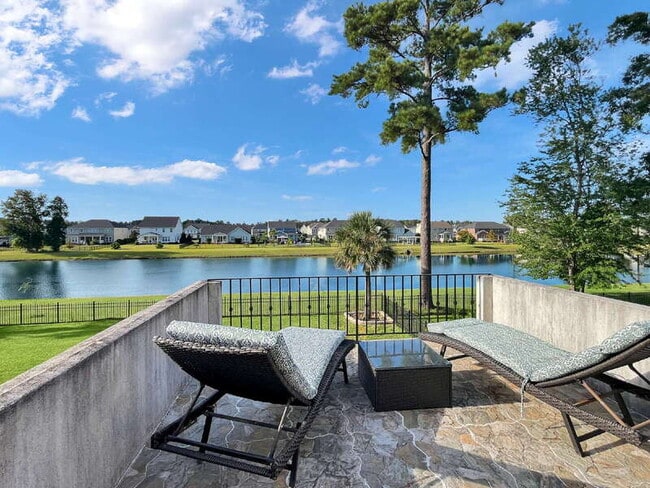 Building Photo - 663 Wyndham Way