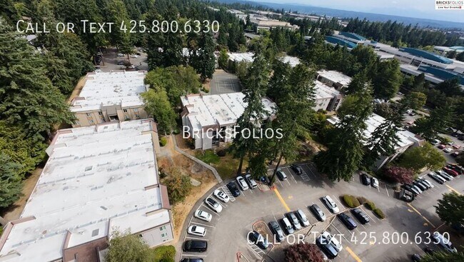Building Photo - 14620 NE 32nd St