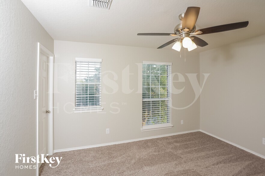 Building Photo - 10119 Roseangel Ln