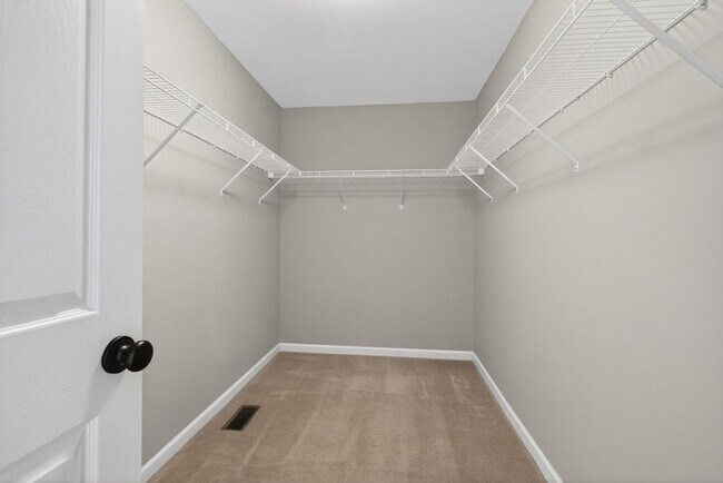 Building Photo - Beautiful 4-Bedroom Home with Modern Upgrades