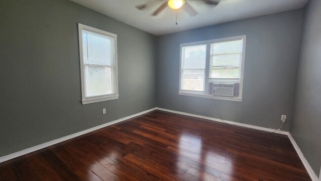 Building Photo - Beautifully restored 1/1 unit - Available ...