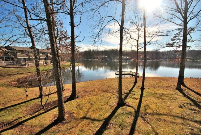 Building Photo - LAKEFRONT AND ONE LEVEL *Utilities Include...