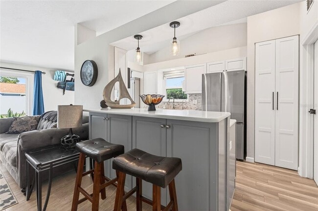 Building Photo - 210 Lake Charles Ct