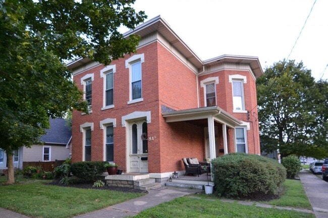 Building Photo - Beautiful Apartment Near Downtown Delaware