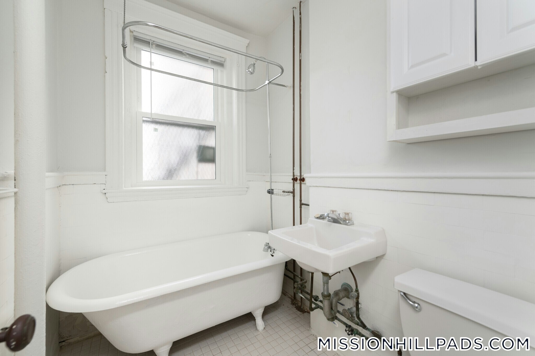 Building Photo - 49 Worthington St