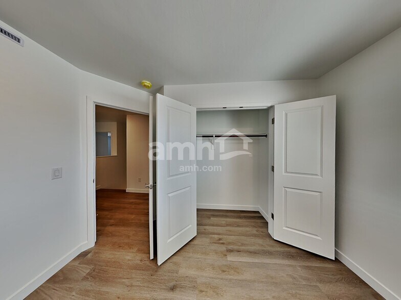 Building Photo - 6525 E Paseo Baranda