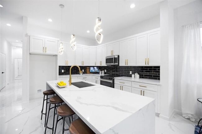 Building Photo - 5125 Doolittle Blvd