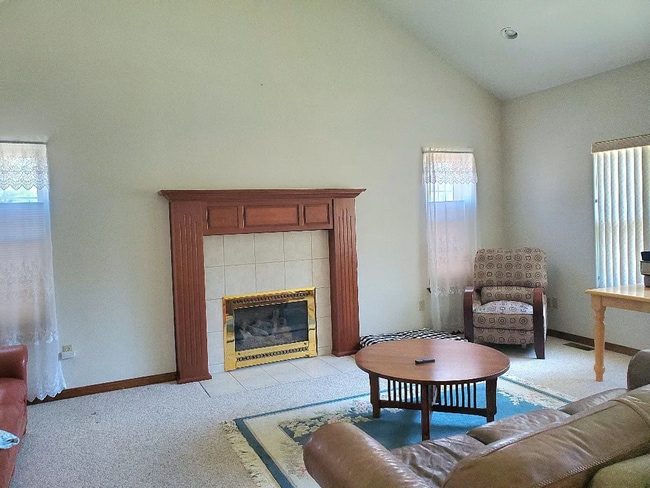 Building Photo - 3b/2.5 House for Rent