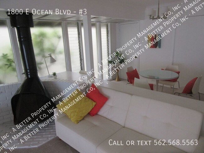 Building Photo - Historic FULLY FURNISHED Mid-Century Moder...