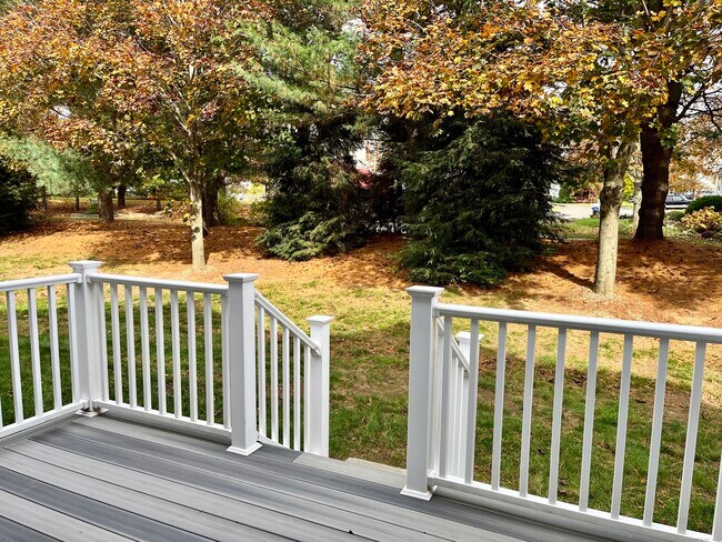 Building Photo - 808 Fieldstone Ct