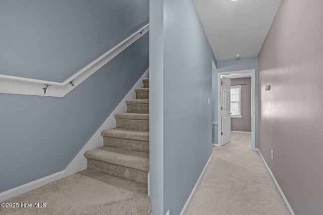 Building Photo - 415 Caldwell Loop