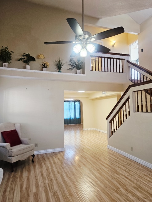 Building Photo - 11148 Loma Escondida Dr