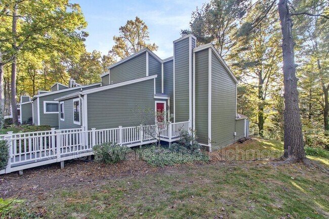 Primary Photo - 1825 Ivystone Dr