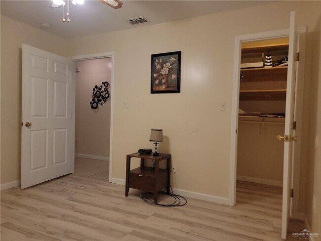 Building Photo - 180 Chippewa Cir