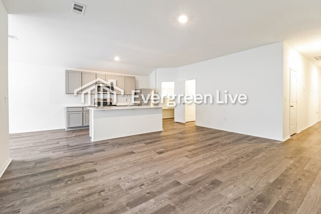 Building Photo - 108 Terrence Dr