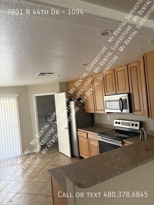 Building Photo - 7801 N 44th Dr