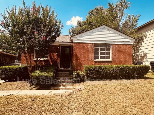 Primary Photo - 4137 NW 13th St