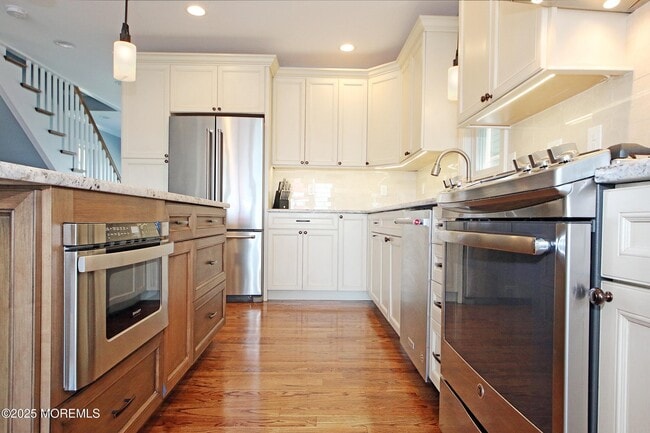 Building Photo - 9 Sea Drift Ave