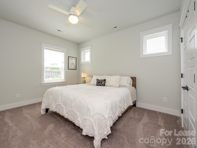 Building Photo - 1217 Drummond Ave