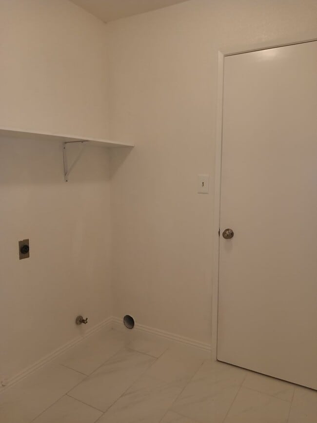 Building Photo - Price Reduced! Updated 3-Bed, 2-Bath Home ...