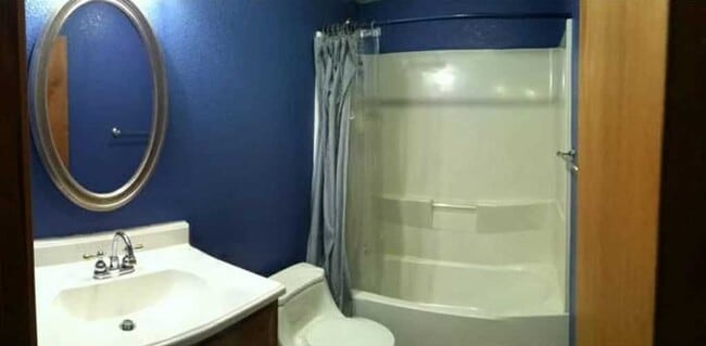 Building Photo - Luxury four bed four bath patio home avail...