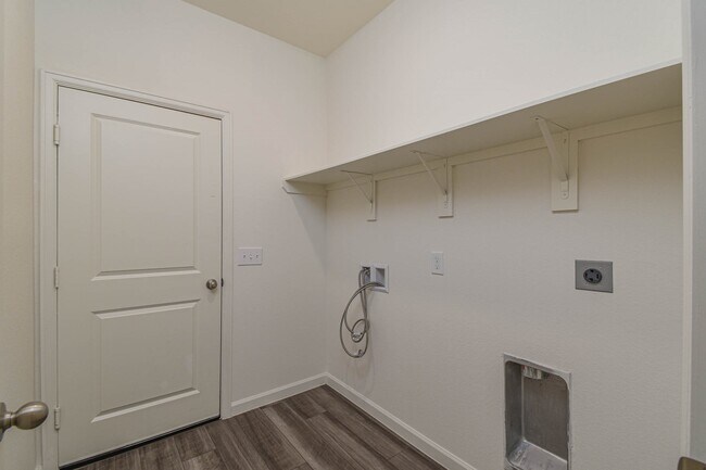 Building Photo - 1004 Wild Enclave Ln