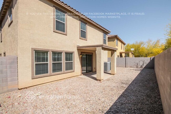 Building Photo - 7811 S 63rd Dr