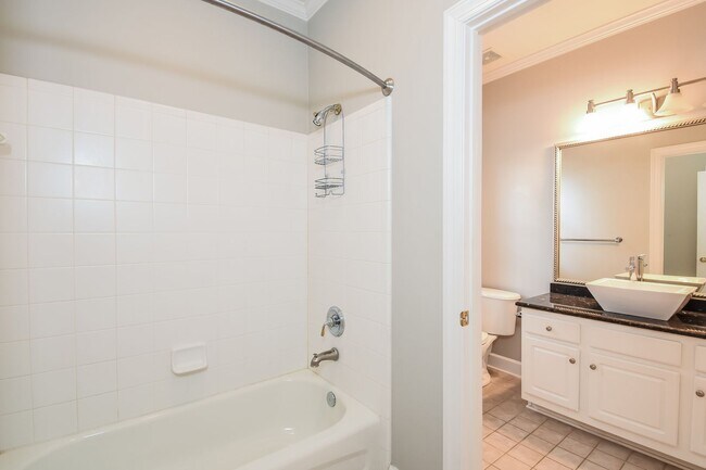 Building Photo - 5BR / 5BA Executive Home in Devonshire Court | 3,600 Sq Ft | Walk to Park and Pool