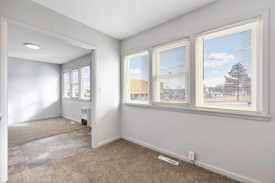 Building Photo - 711 East Blvd