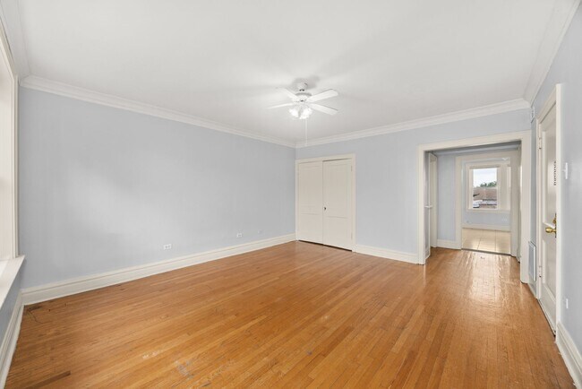 Building Photo - 5039 W 18th-15