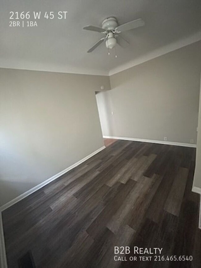 Building Photo - 2166 W 45th St