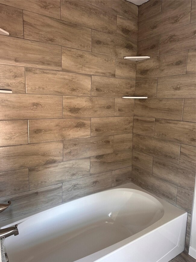 Building Photo - 50 South St