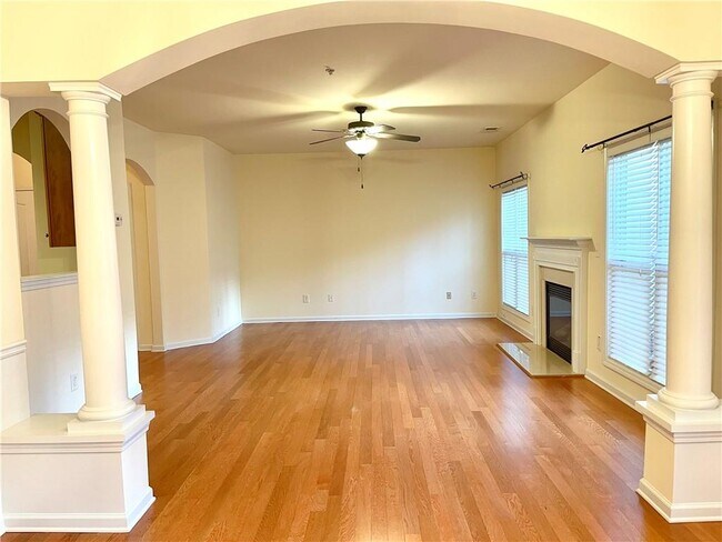 Building Photo - 981 Brownstone Ln SW