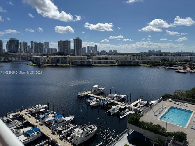 Building Photo - 18071 Biscayne Blvd