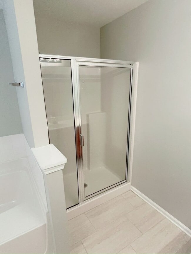 Building Photo - 2205 Pebble Beach Dr