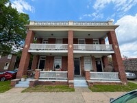 Building Photo - 106 N Person St