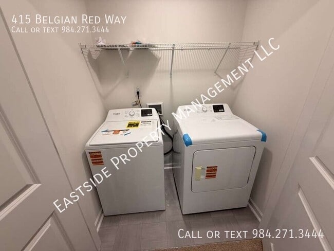 Building Photo - 415 Belgian Red Wy